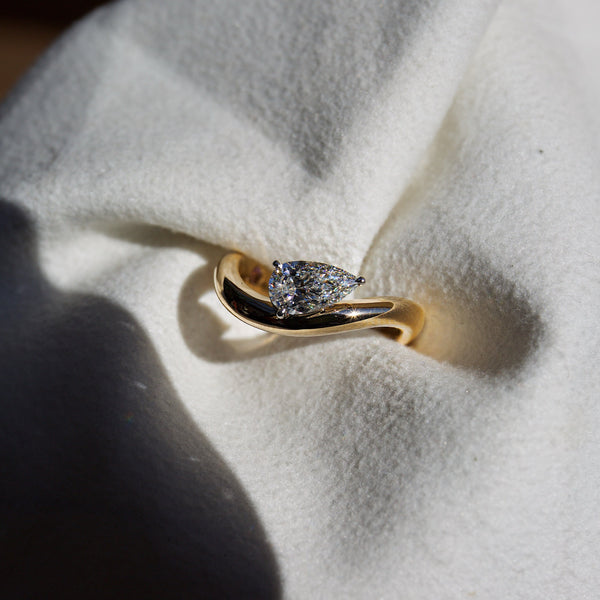 Greta Diamond Ring