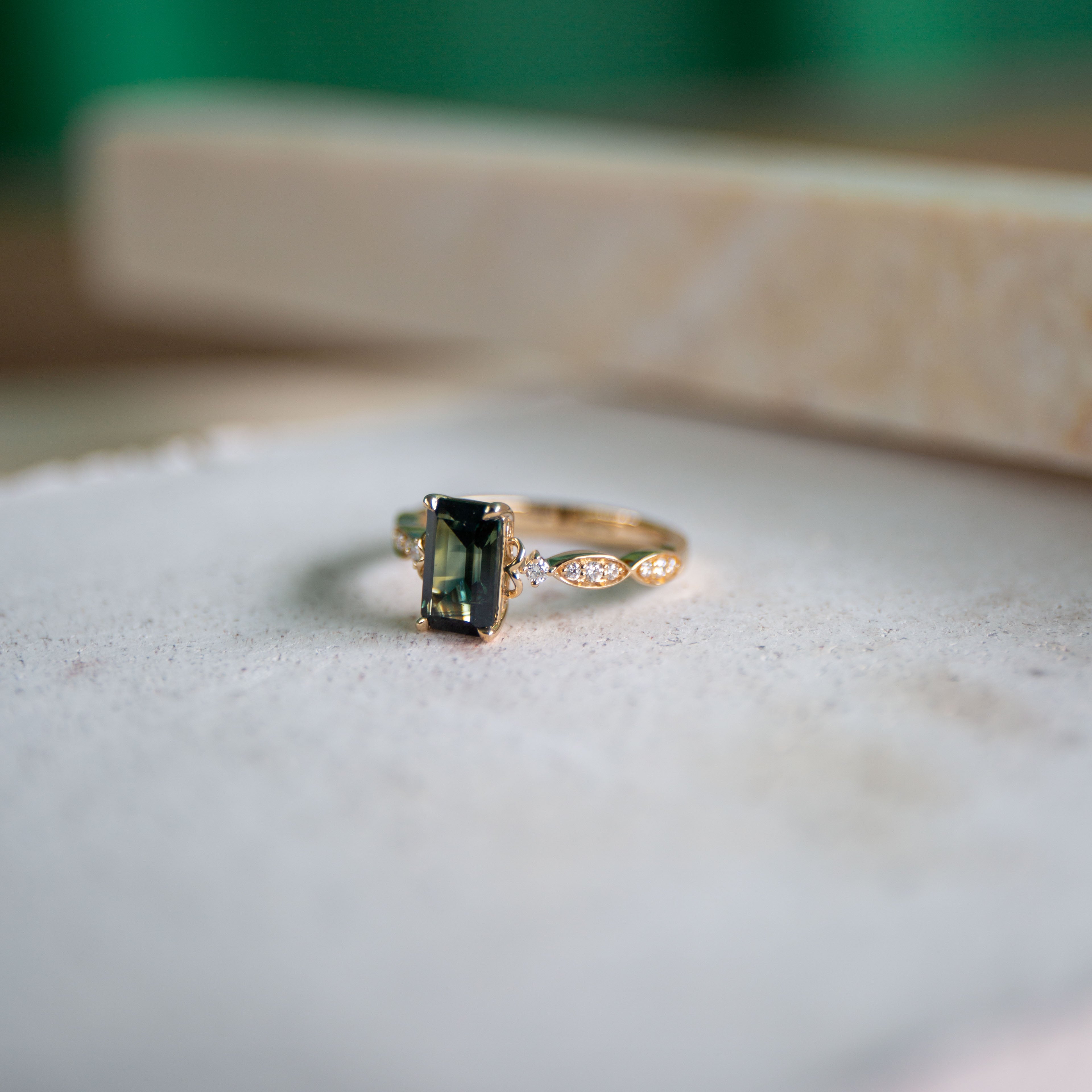 Lesley Sapphire Ring