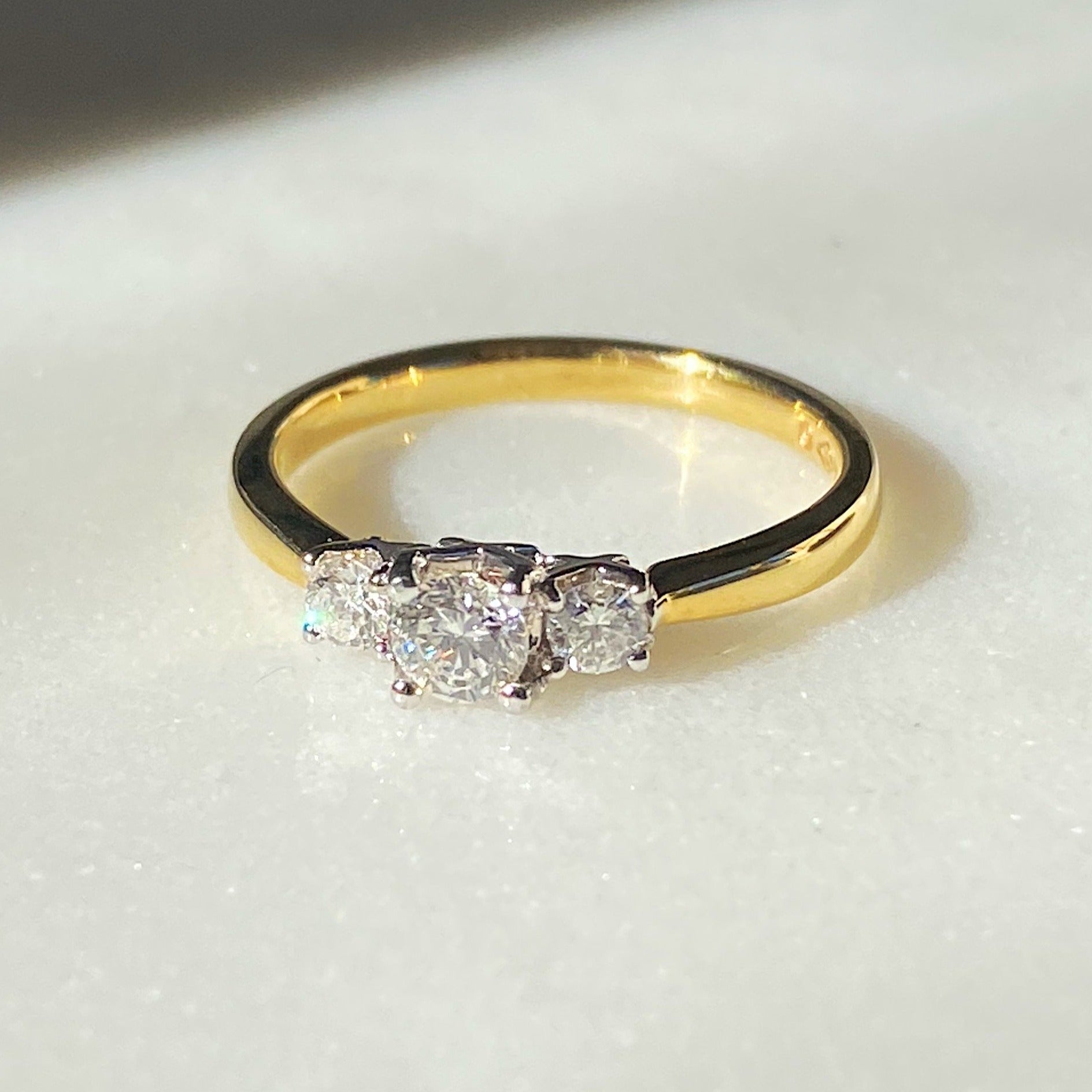 Gian Diamond Ring