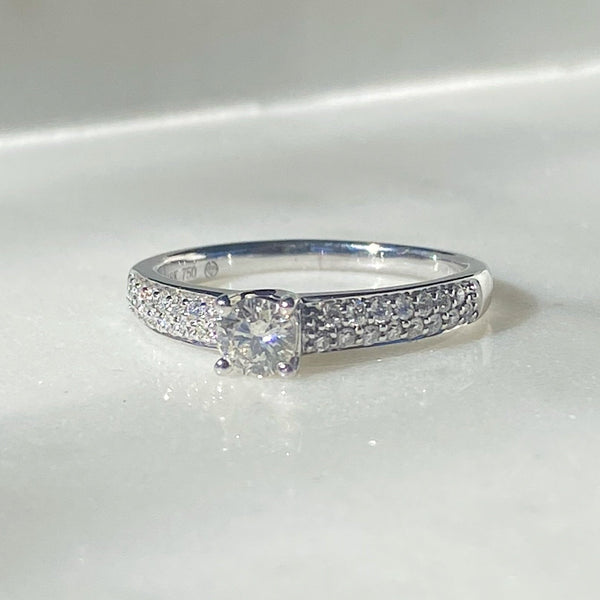 Carrie Diamond Ring