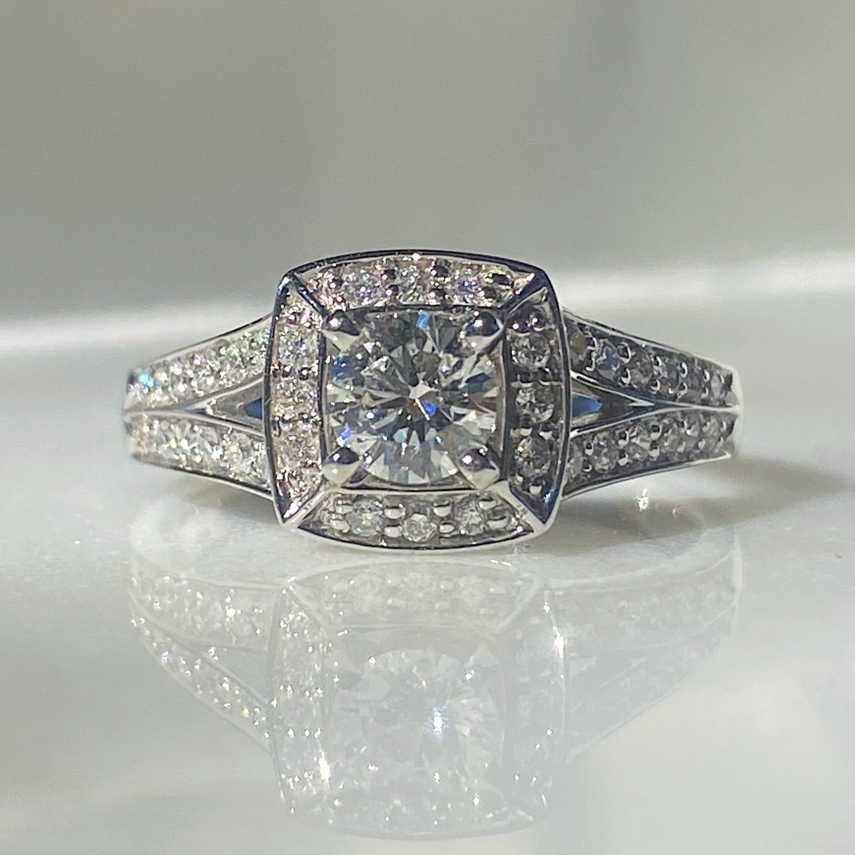 Flavia Diamond Ring