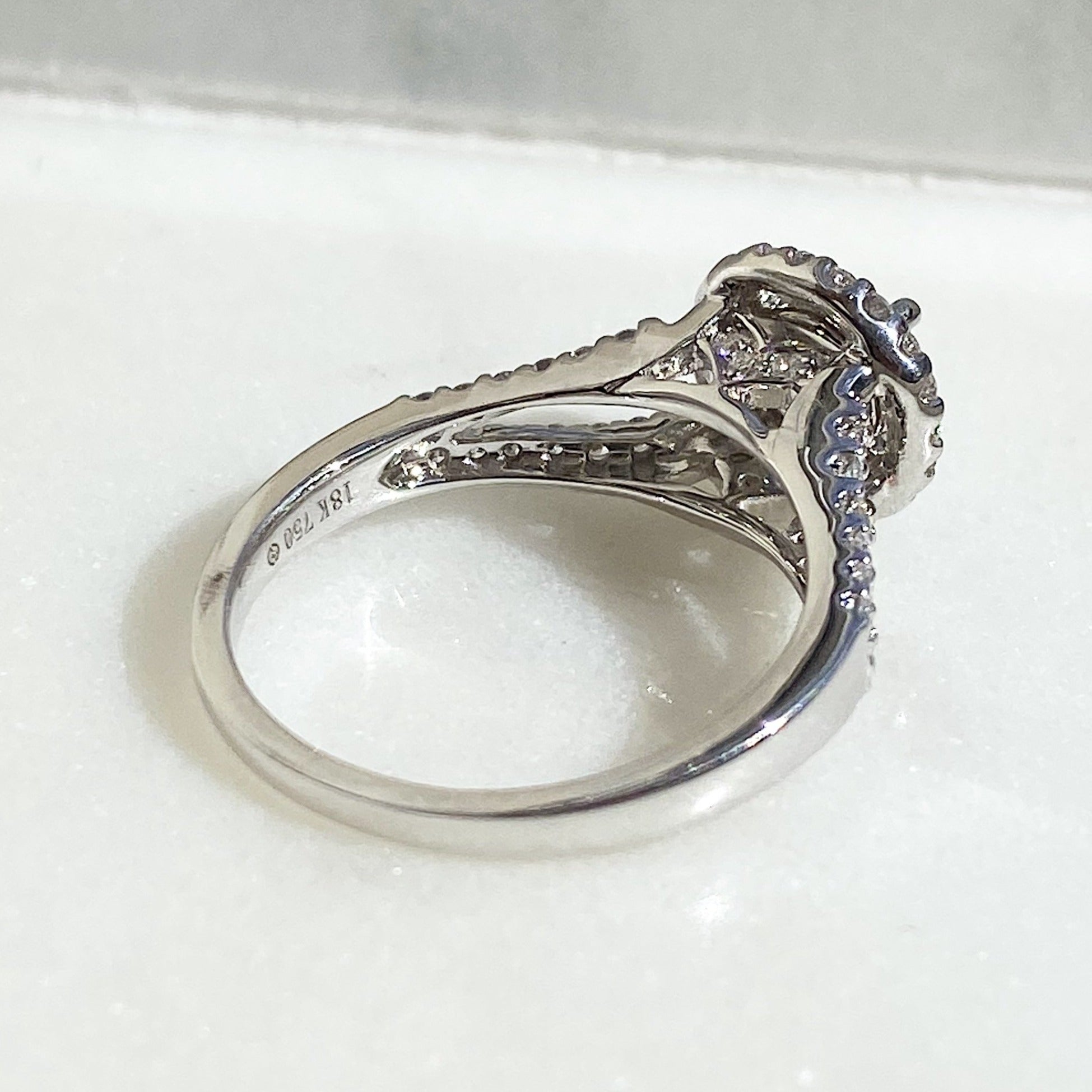 Round Cut Diamond Ring 0.73ct G/SI GIA