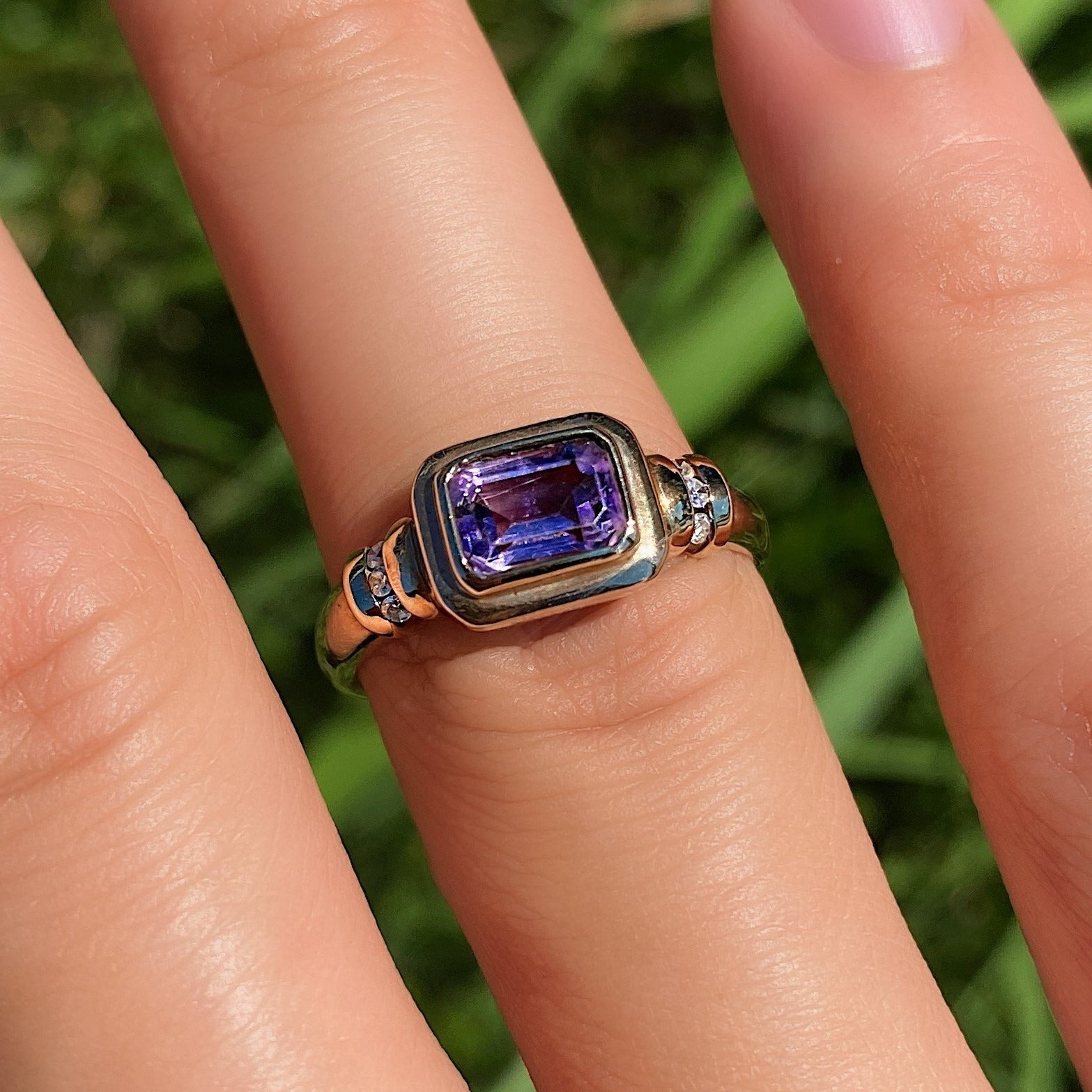 Amethyst East-West Ring