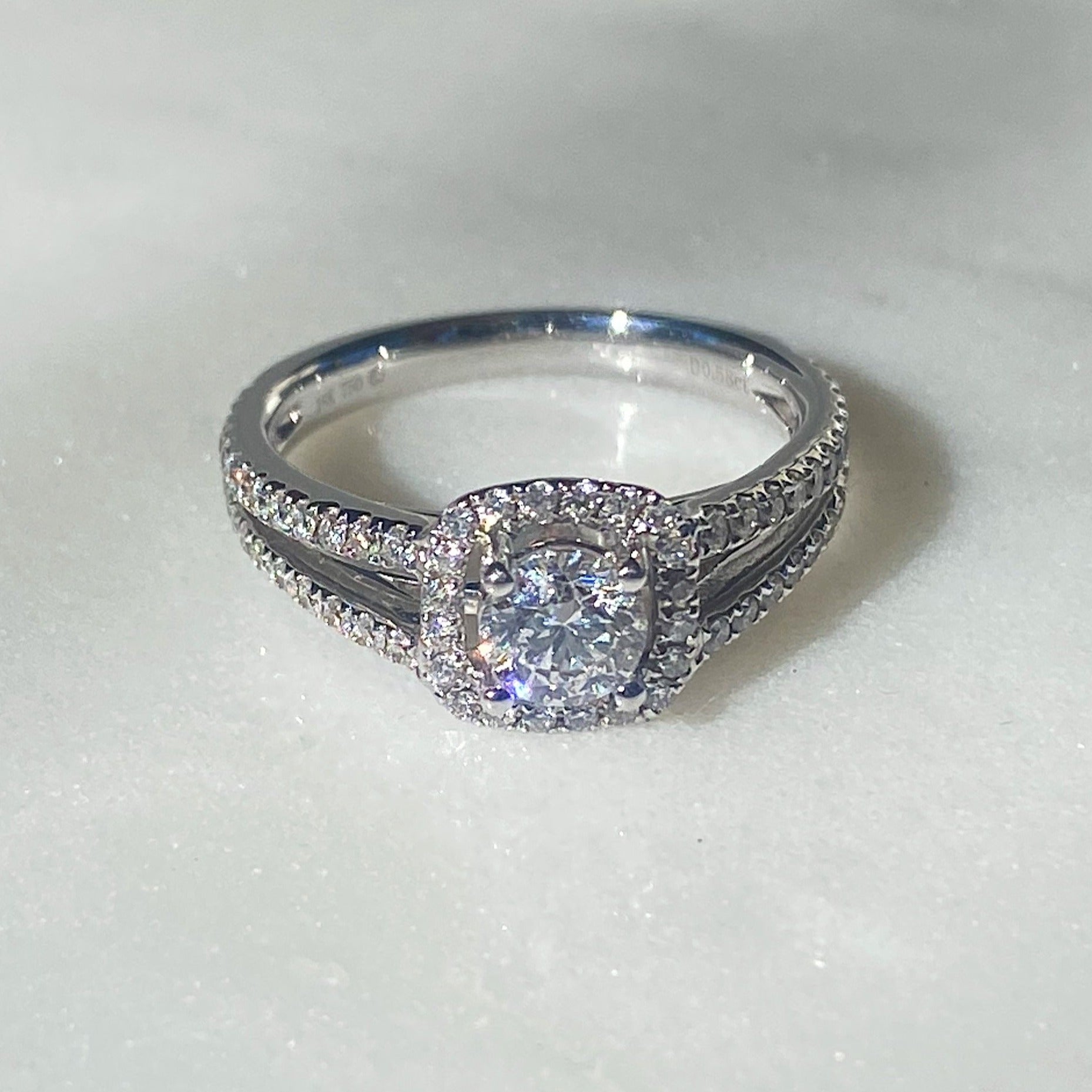 Fionn Diamond Ring