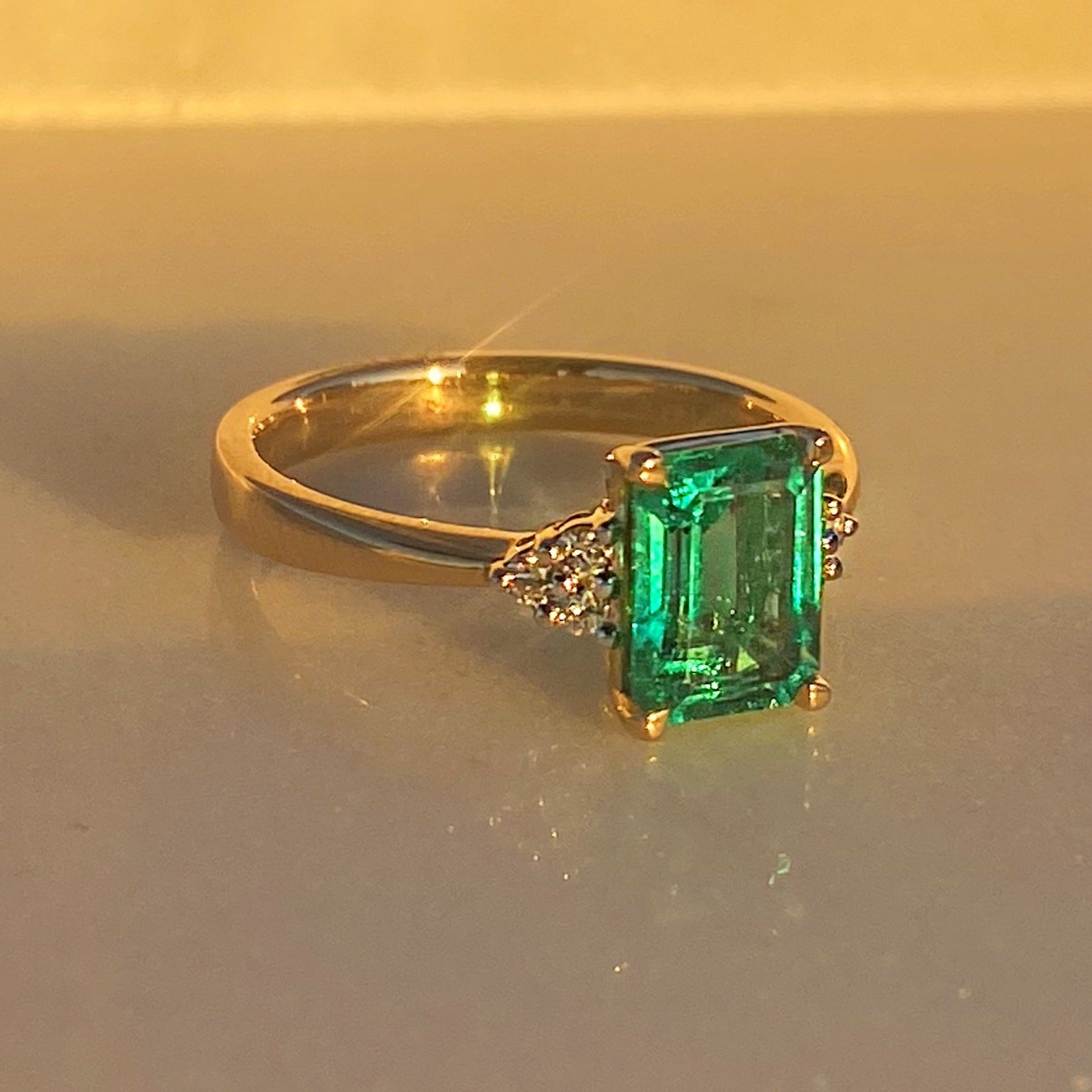 Emerald Ava Ring